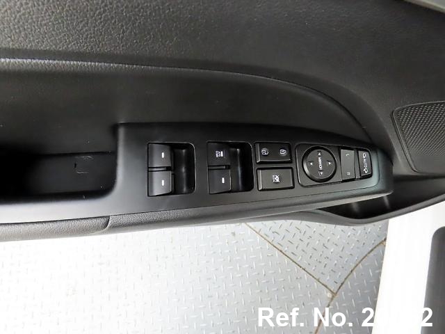  Hyundai / Avante Stock No. 20062